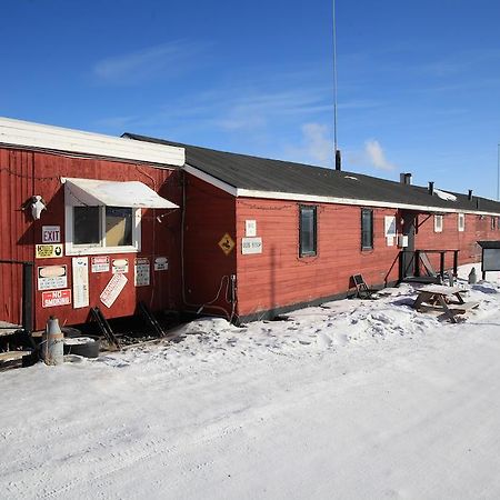 Хостел Old Camp Кангерлуссуак Экстерьер фото